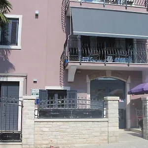 Kseni Croacia